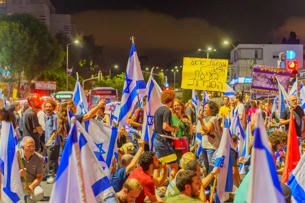 Haifa Israel Iulie 2023 Oameni Care Protestează Steaguri Diverse Semne — Fotografie, imagine de stoc