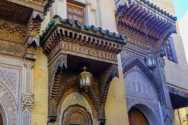 Fas 'ın eski Medine' sindeki Sidi Ahmed al-Tijani anıtı.