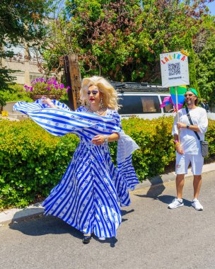 Hayfa, İsrail - 21 Haziran 2024: LGBTQ + cemaatinin yıllık Onur Yürüyüşü, Hayfa, İsrail