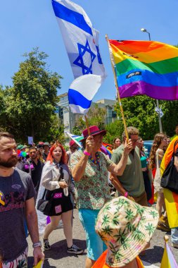 Hayfa, İsrail - 21 Haziran 2024: LGBTQ + cemaatinin yıllık Onur Yürüyüşü, Hayfa, İsrail