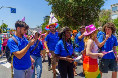 Hayfa, İsrail - 21 Haziran 2024: LGBTQ + cemaatinin yıllık Onur Yürüyüşü, Hayfa, İsrail