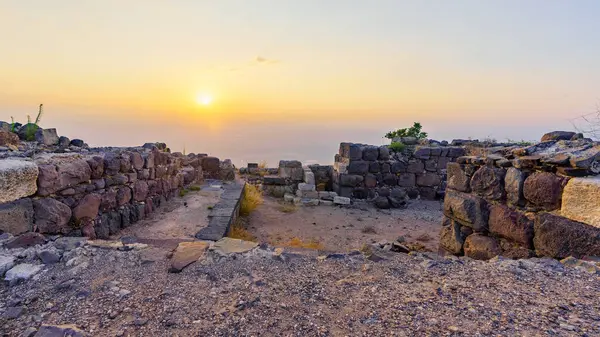 stock image Sunrise view of the ruins of the crusader Belvoir Fortress (Kochav HaYarden, Jordan Star), now a national park, and Jordan Valley landscape. Northern Israel