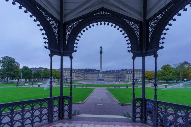 Schlossplatz Meydanı 'nın gündoğumu, Stuttgart, Baden-Wurttemberg, Almanya
