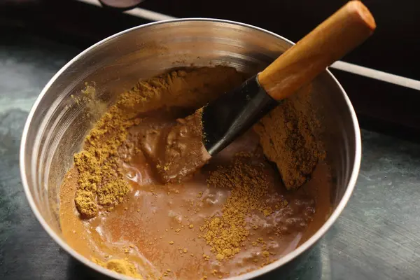 Kasede çikolatalı dondurma.