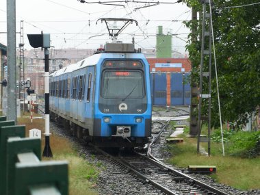 20-10-2012 Guernica, İspanya - Guernica 'dan geçen Bermeo treni