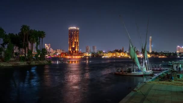 Boats Night River Nile Cairo Egypt Sofitel Hotel Background — Vídeos de Stock