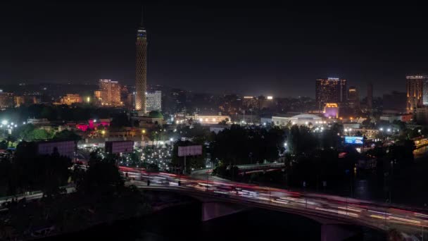 Cronometraje Nocturno Del Tráfico Puente Del Octubre Centro Cairo Egipto — Vídeos de Stock