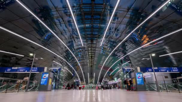 Tid Förflutit För Personer Ice Tågstationen Frankfurt Airport Tyskland — Stockvideo