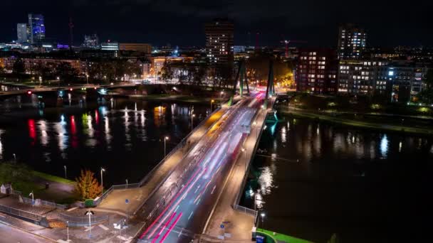 Нічний Проміжок Часу Мосту Flserbrke Перетинає Річку Майн Франкфурті Німеччина — стокове відео