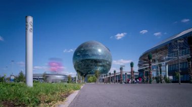 Astana, Kazakistan 'daki Expo merkezinden zaman aşımı videosu