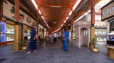 Dubai, Birleşik Arap Emirlikleri 'nin eski kasabasındaki Gold Souk' tan zaman aşımı videosu.