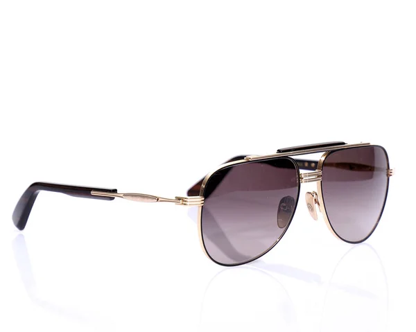Schöne Luxus Sonnenbrille Isoliert Auf Weißem Hintergrund — Stockfoto