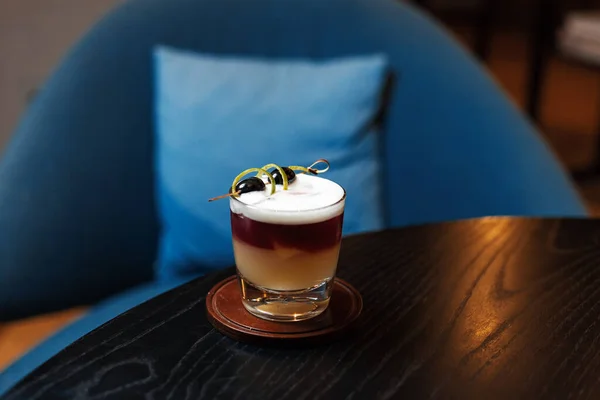 Köstlicher Alkoholischer Altmodischer Cocktail — Stockfoto