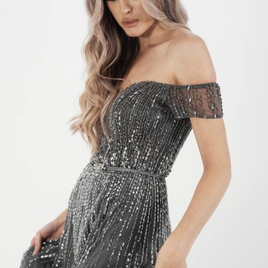 a model in an elegant evening dress 