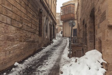 Kar altında kış şehri