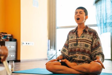 Tibet singing bowl ses terapisi