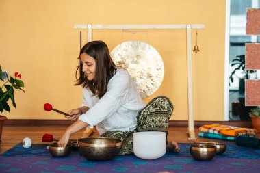 Tibet singing bowl ses terapisi