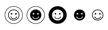 Beyaz arka planda izole edilmiş gülümse ikon vektörü. Gülümse vektör simgesi. Duygusal Simge vektörü. Emoji.