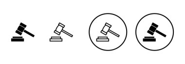 Gavel simge vektörü beyaz arkaplanda izole edildi. Çekiç simgesi vektörü. Yargıç Gavel Açık Artırma Simgesi Vektörü. Teklif