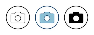 Kamera Simgesi vektörü beyaz arkaplanda izole edildi. Kamera sembolü. Kamera vektör simgesi