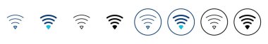WIFI Simge vektörü beyaz arkaplanda izole edildi. Sinyal vektör simgesi. Kablosuz ve kablosuz ağ simgesi veya uzak internet erişimi için imza