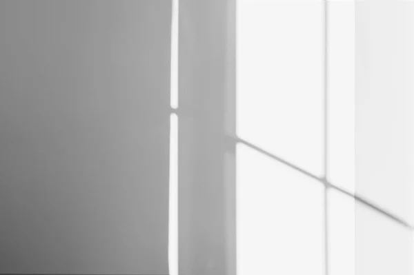 Latar Belakang Tembok Putih Studio Dengan Jendela Bayangan Tekstur Permukaan — Stok Foto