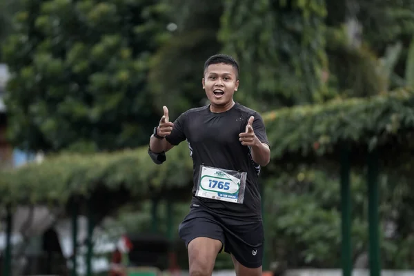 Yogyakarta Indonesia Octubre 2022 Participantes Que Corren Por Las Calles — Foto de Stock