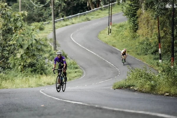 Road Bike Going Uphill Cool Route Incline Panggang Area Very — Foto Stock