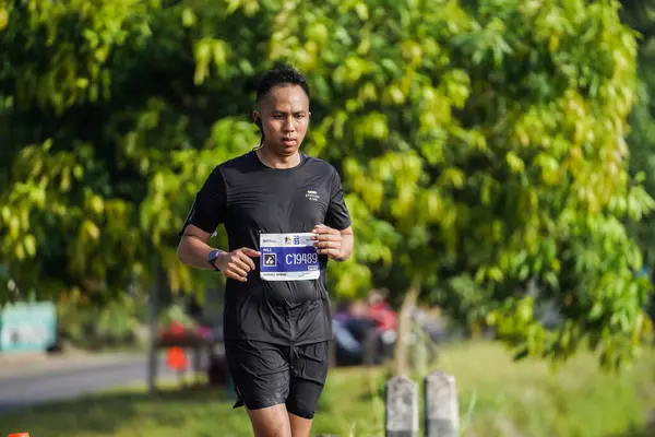 Participants Runners Jogja Marathon 42K Pass Beautiful Route Prambanan Temple — Stock Photo, Image