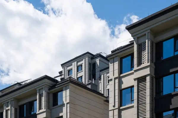 Gün boyunca kentsel konutlar