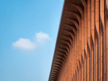 Gündüz modern ofis binası