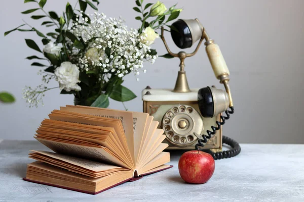 Simple Composition Still Life Open Book White Flowers Red Apples — Stock Photo, Image
