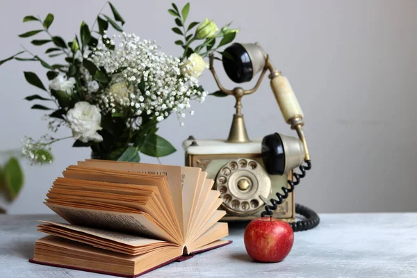 Simple Composition Still Life Open Book White Flowers Red Apples — Stock Photo, Image