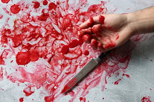 Faca Mão Fundo Sangrento Bagunçado Com Espaço Cópia Homicídios Abuso — Fotografia de Stock