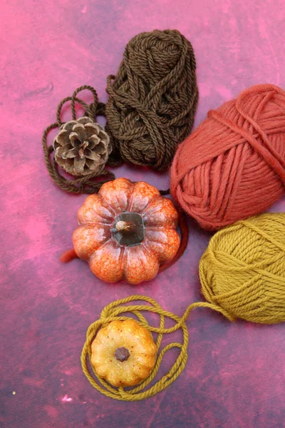 Autumn Still Life Pumpkins Yarn Balls Red Background Copy Space — Stock Photo, Image