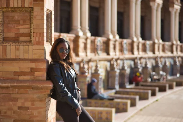 Young Beautiful Latin South American Woman Leather Top Jacket Sunglasses — Φωτογραφία Αρχείου