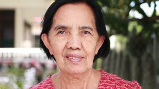Viso Occhi Anziana Asiatica Che Guarda Telecamera Degenerazione Malattie Oculari — Video Stock