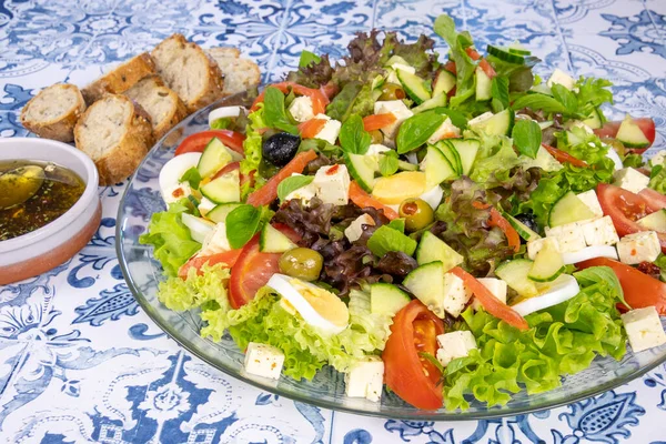 Karışık Salata Tabağı — Stok fotoğraf