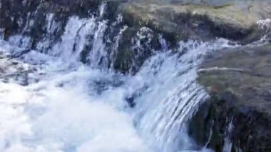 Jura 'daki Hrisson Şelalesi manzarası