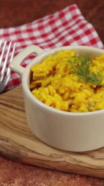 Balkabaklı risotto tabağı. Yakın plan.
