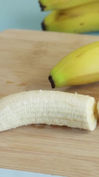 Bananas Cut Pieces Close Table — Stock Video