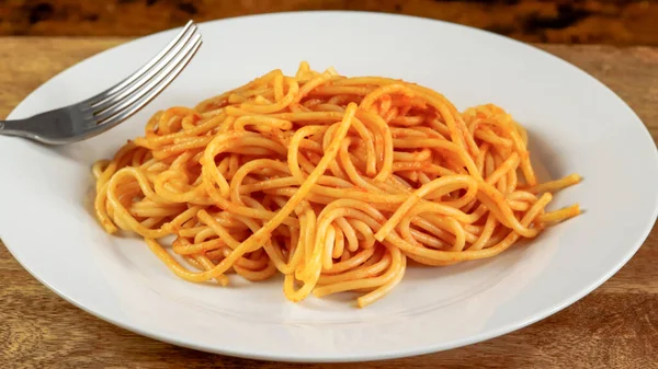 Płyta Spaghetti Sosem Pomidorowym Bliska — Zdjęcie stockowe