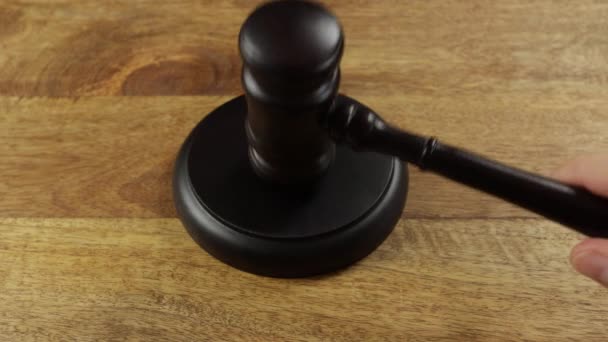 Judge Gavel Close Wooden Table — Vídeo de stock