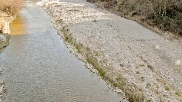 Река Низким Уровнем Воды — стоковое фото
