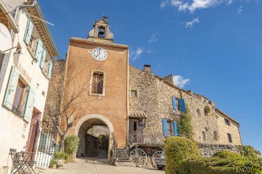 Vaucluse 'deki Rasteau köyünün manzarası