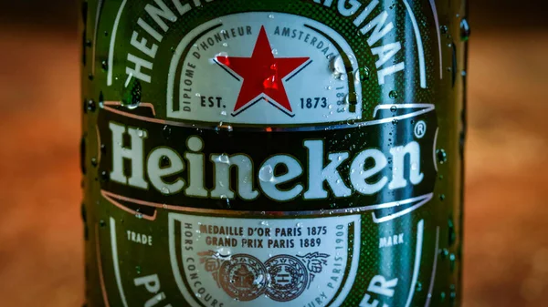 Vaison Romaine France Березня 2023 Heineken Brand Glass Bechch Close — стокове фото