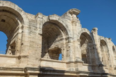 Camargue 'deki Arles şehrinde Roma amfi tiyatrosu