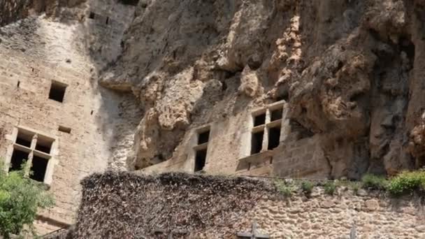 Σπηλιές Troglodyte Του Villecroze — Αρχείο Βίντεο