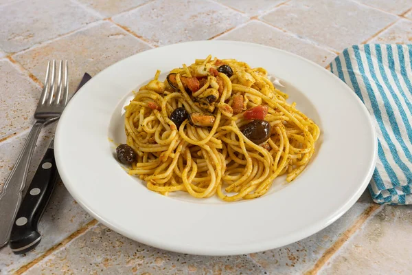 Спагетти Приготовленные Морепродуктов Крупным Планом Тарелке — стоковое фото