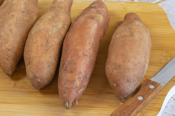 Several Raw Sweet Potatoes Close Table — Stock Photo, Image